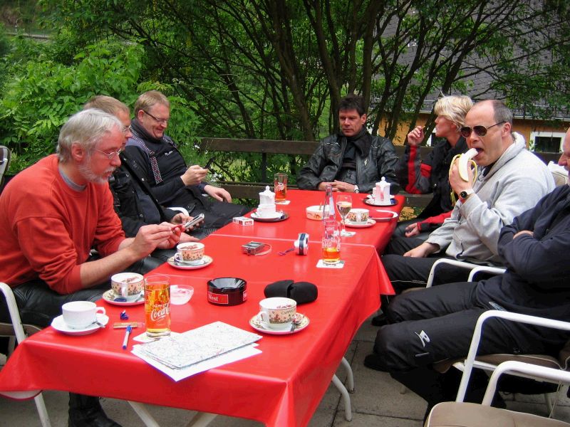 Rast im Burgcafe Manderscheid