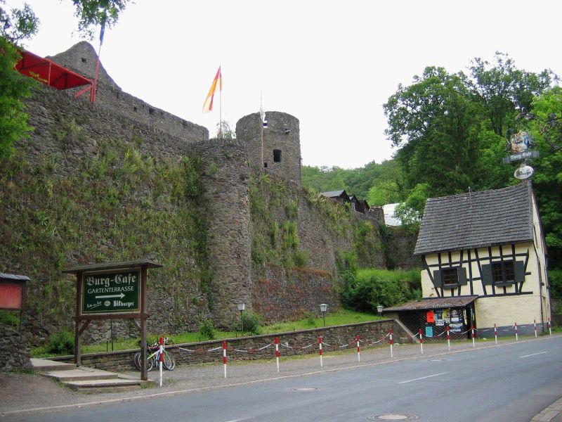 Burg Manderscheid